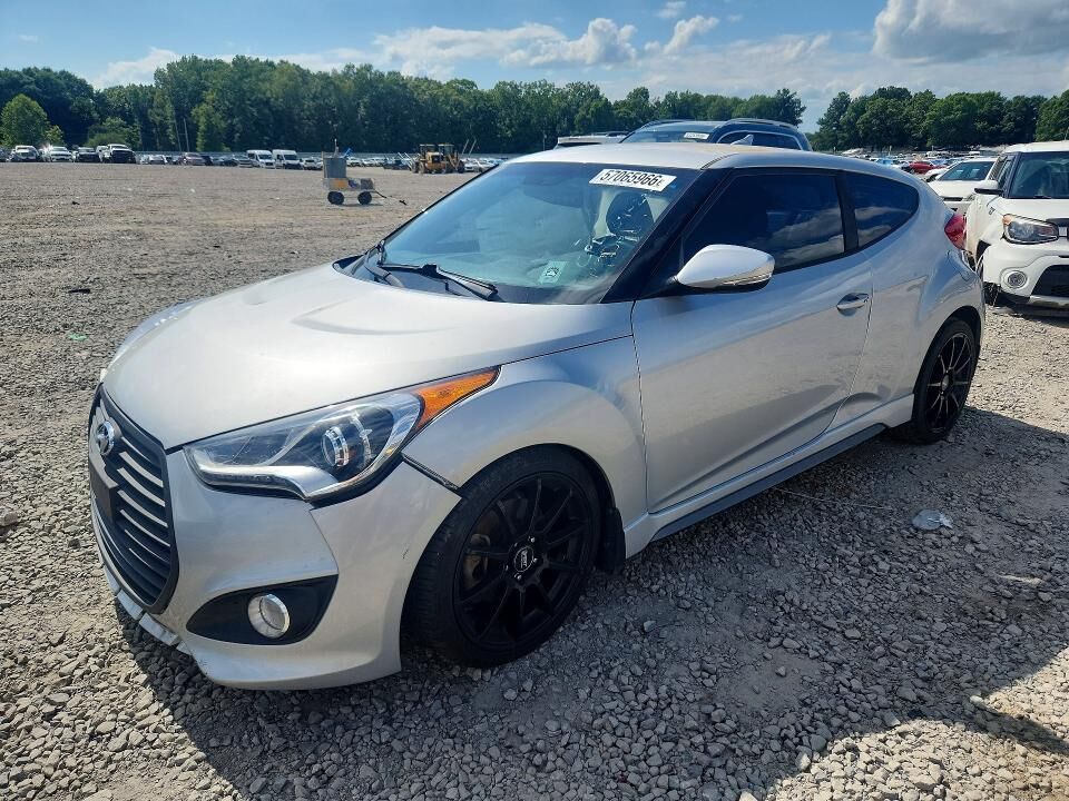 2016 HYUNDAI Veloster