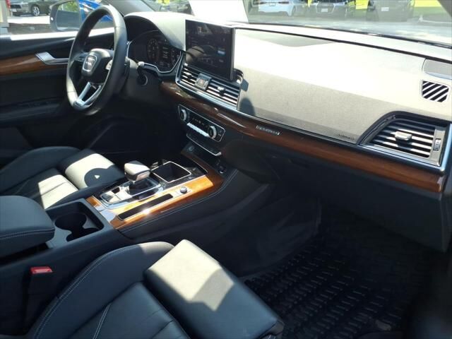 2023 AUDI Q5 e
