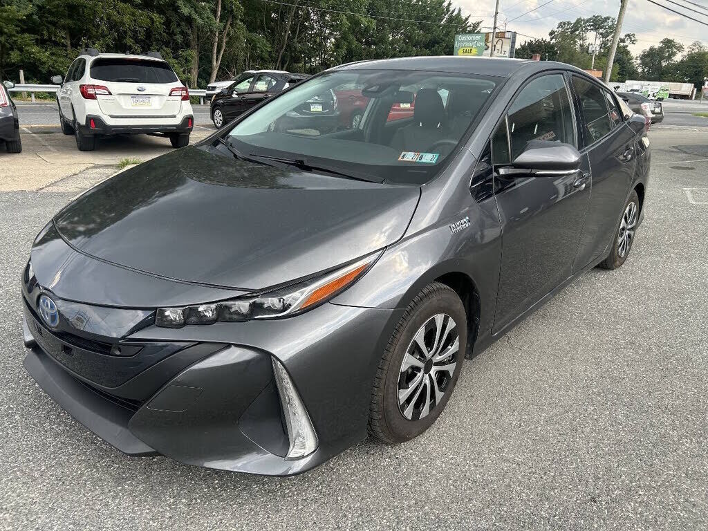 2017 TOYOTA Prius