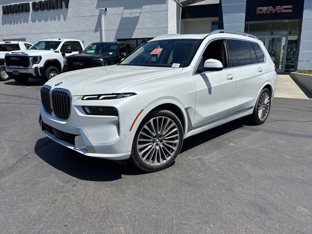 2023 BMW X7