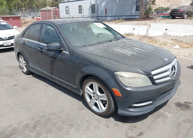 2011 MERCEDES-BENZ C-Class