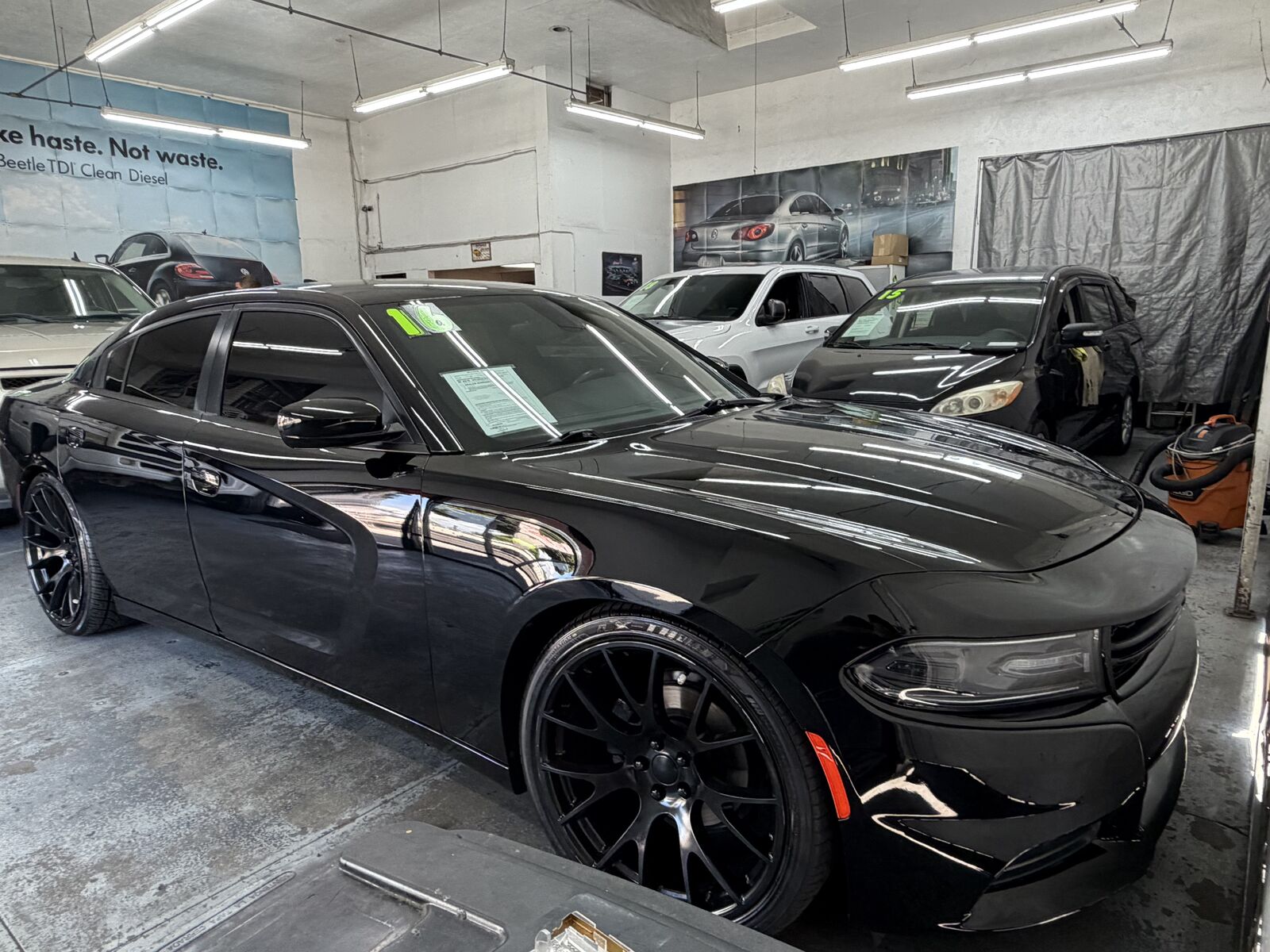 2016 DODGE Charger