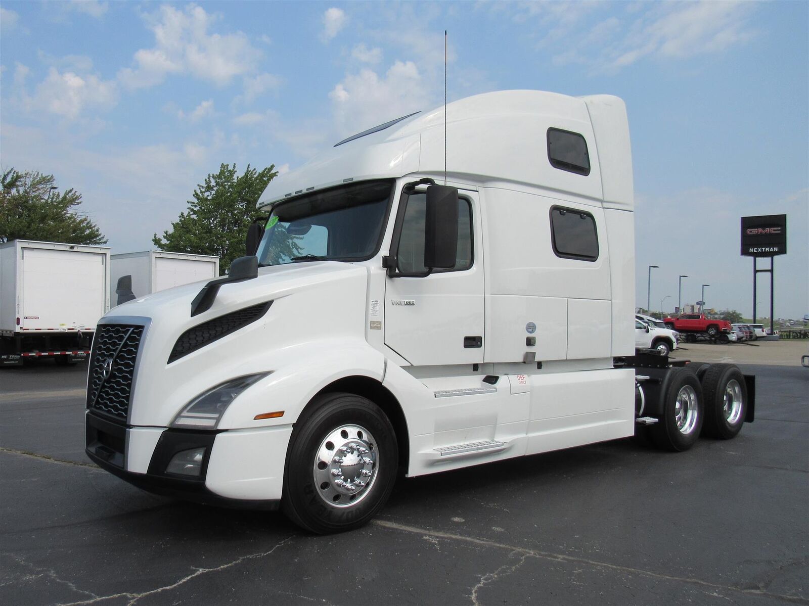 2020 VOLVO TRUCK VNL