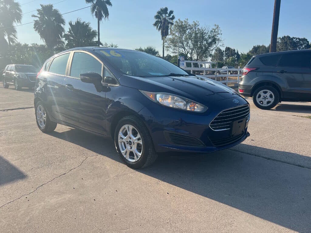 2016 FORD Fiesta