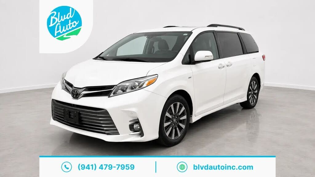 2018 TOYOTA Sienna
