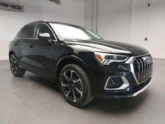2022 Audi Q3