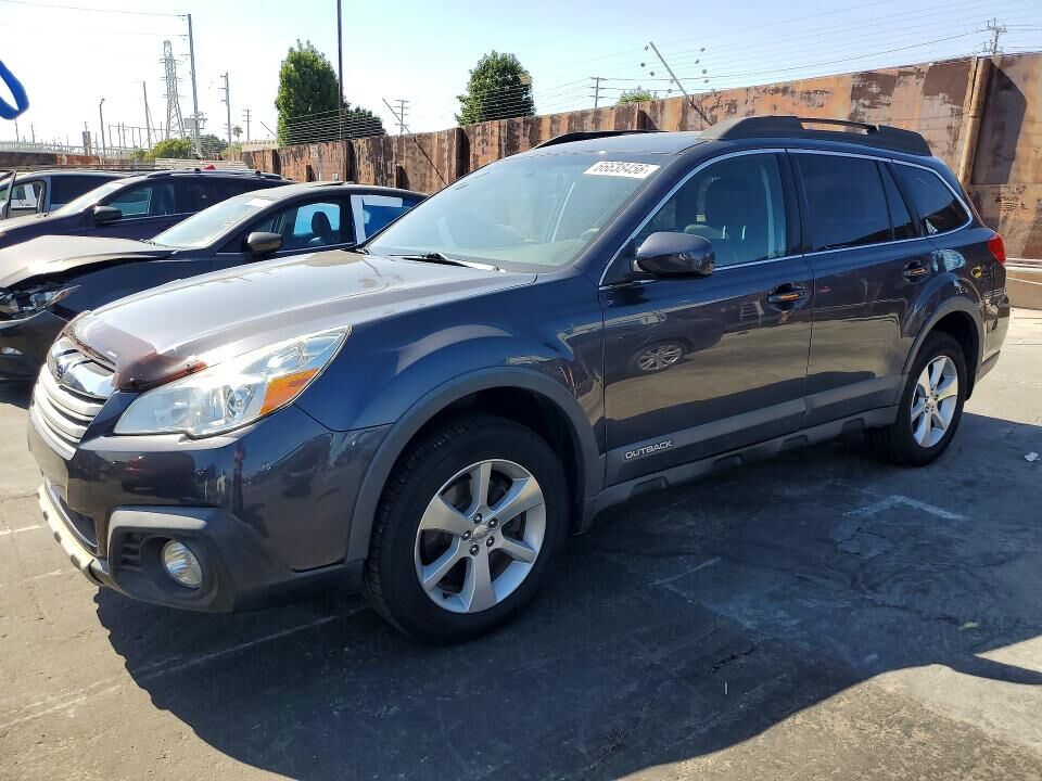 2013 SUBARU Outback