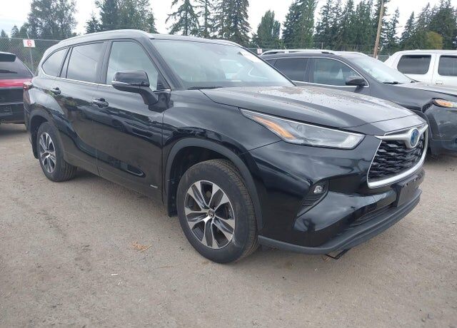 2024 TOYOTA Highlander