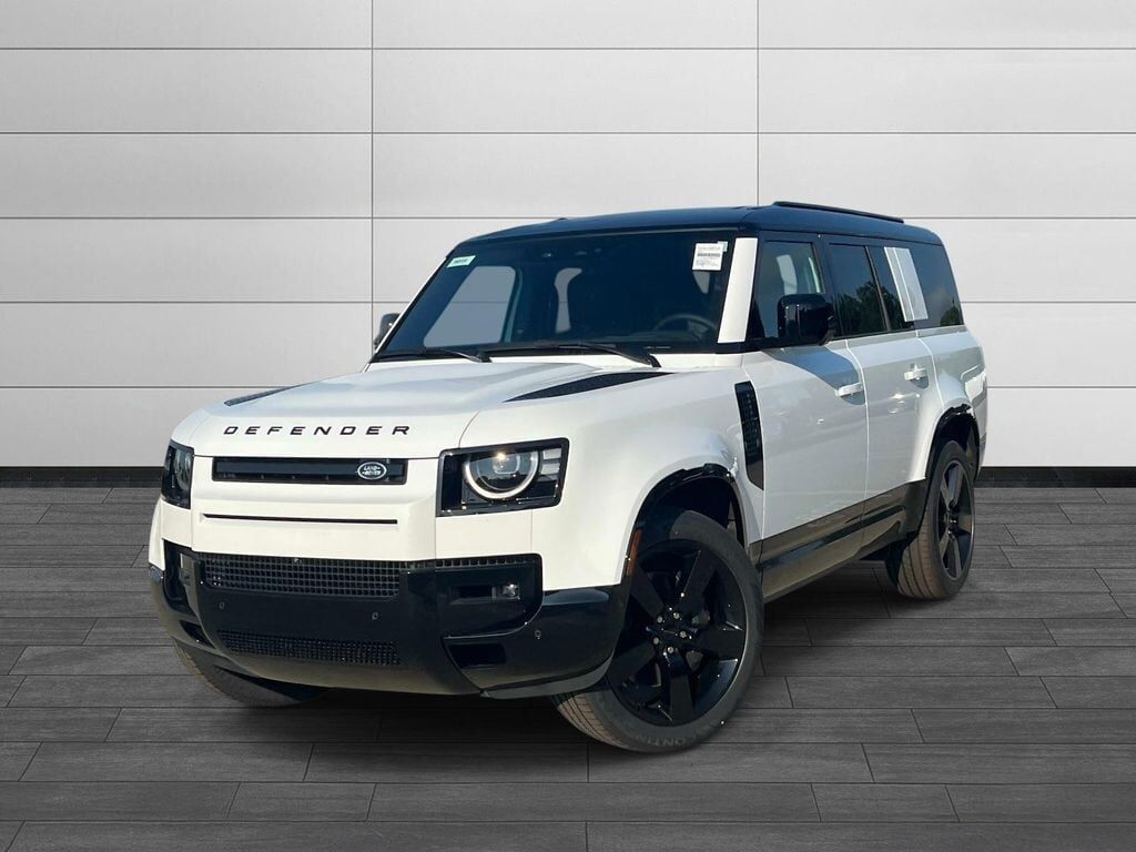 2026 LAND ROVER Defender