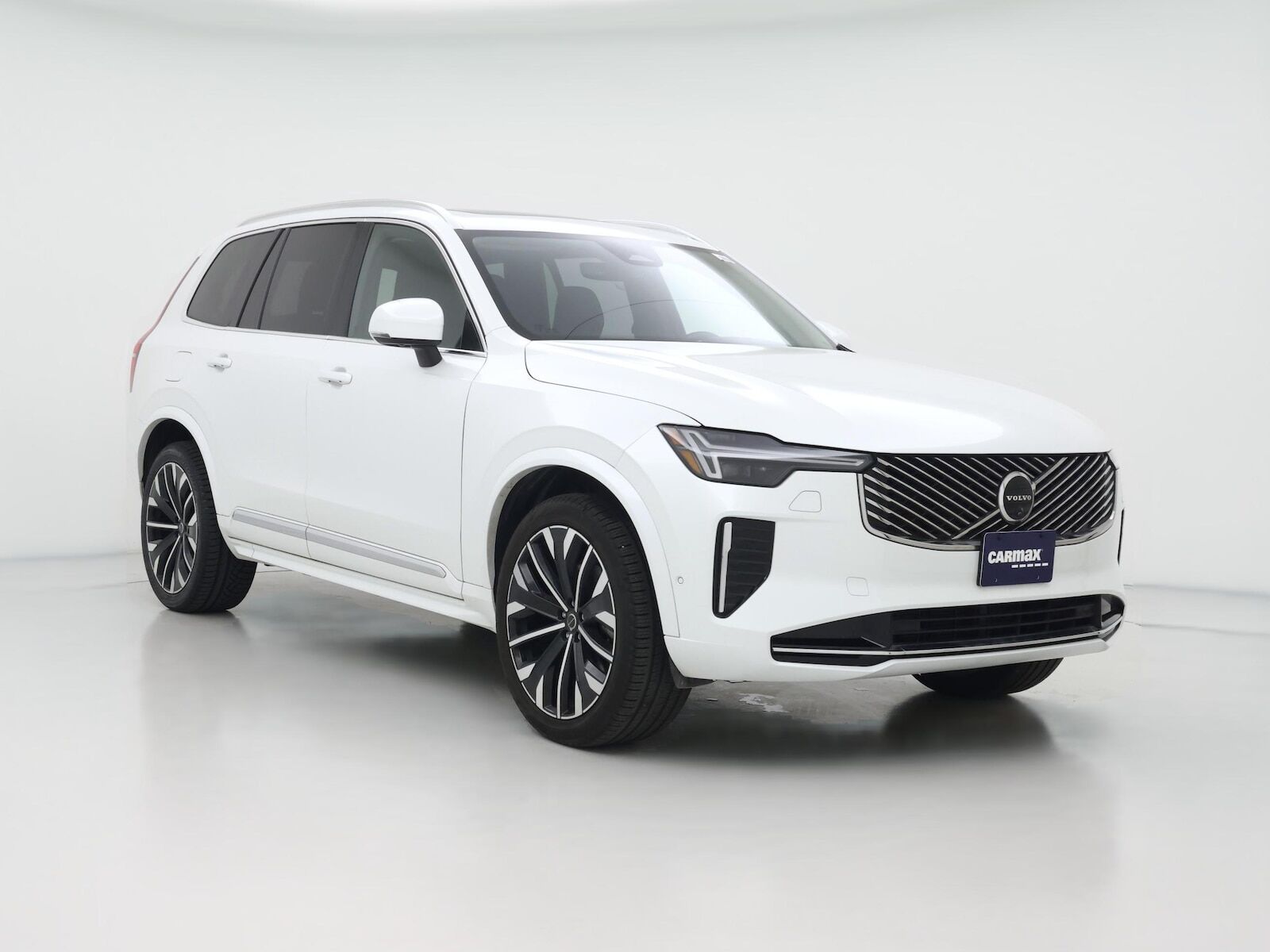 2025 VOLVO XC90