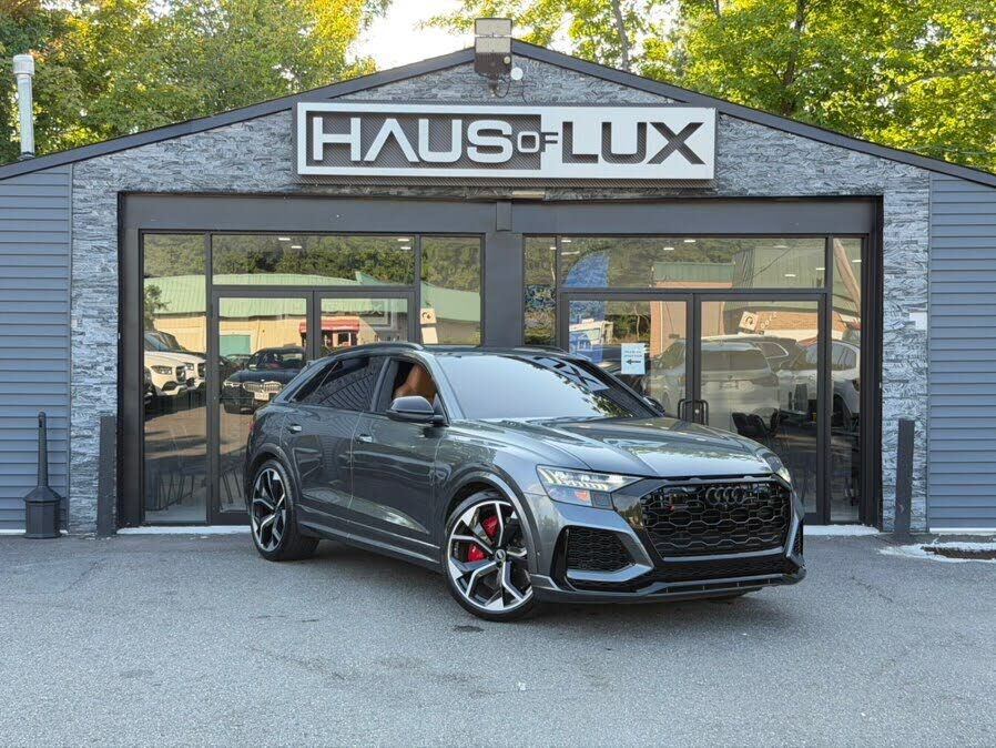 2022 AUDI RS Q8