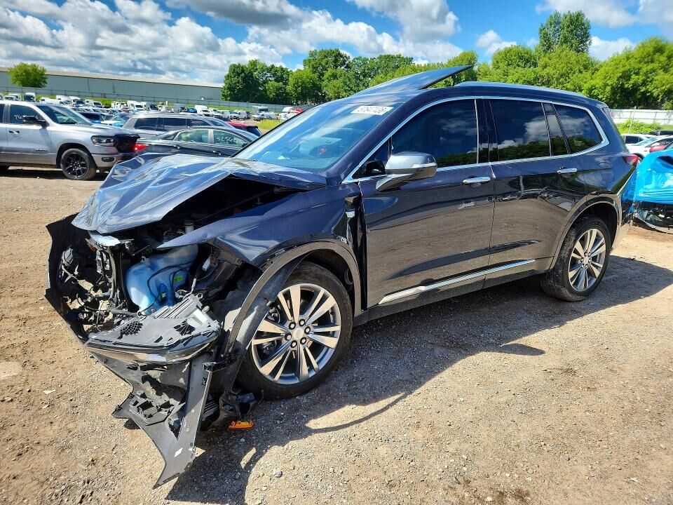 2022 CADILLAC XT6