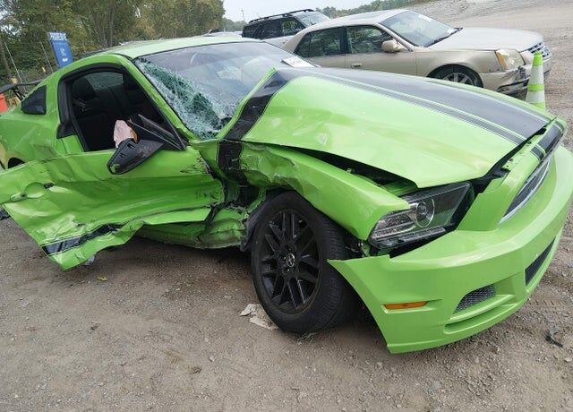 2014 FORD Mustang