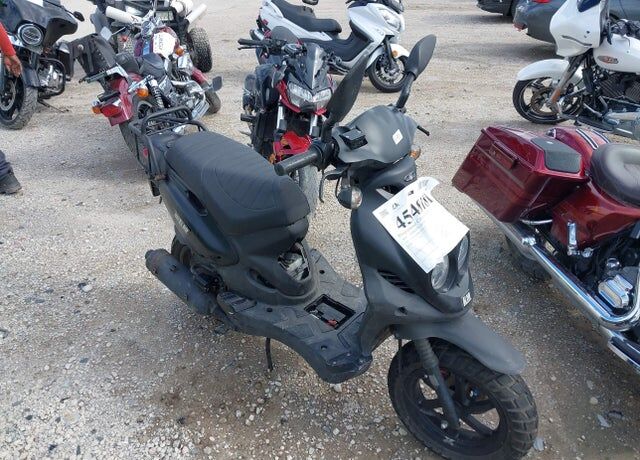2020 GENUINE SCOOTERS Roughhouse 50