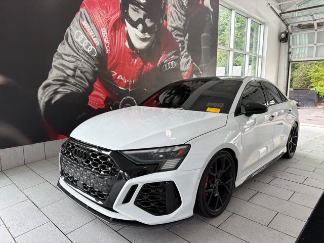 2024 AUDI RS3