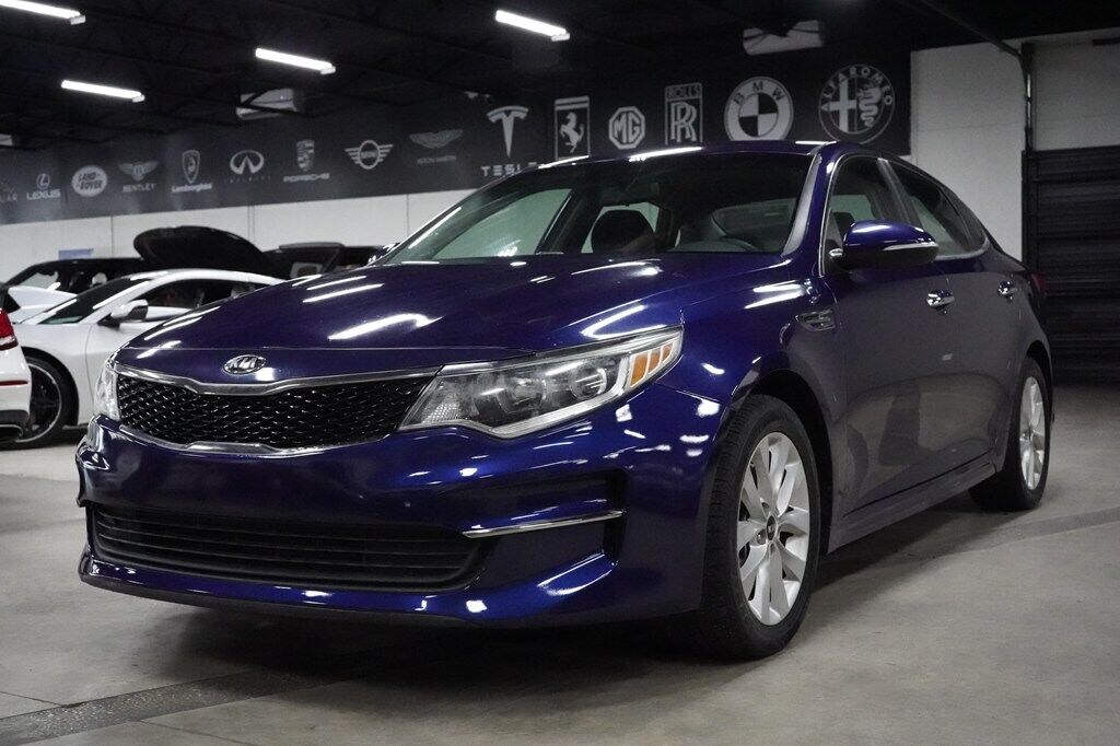 2017 KIA Optima