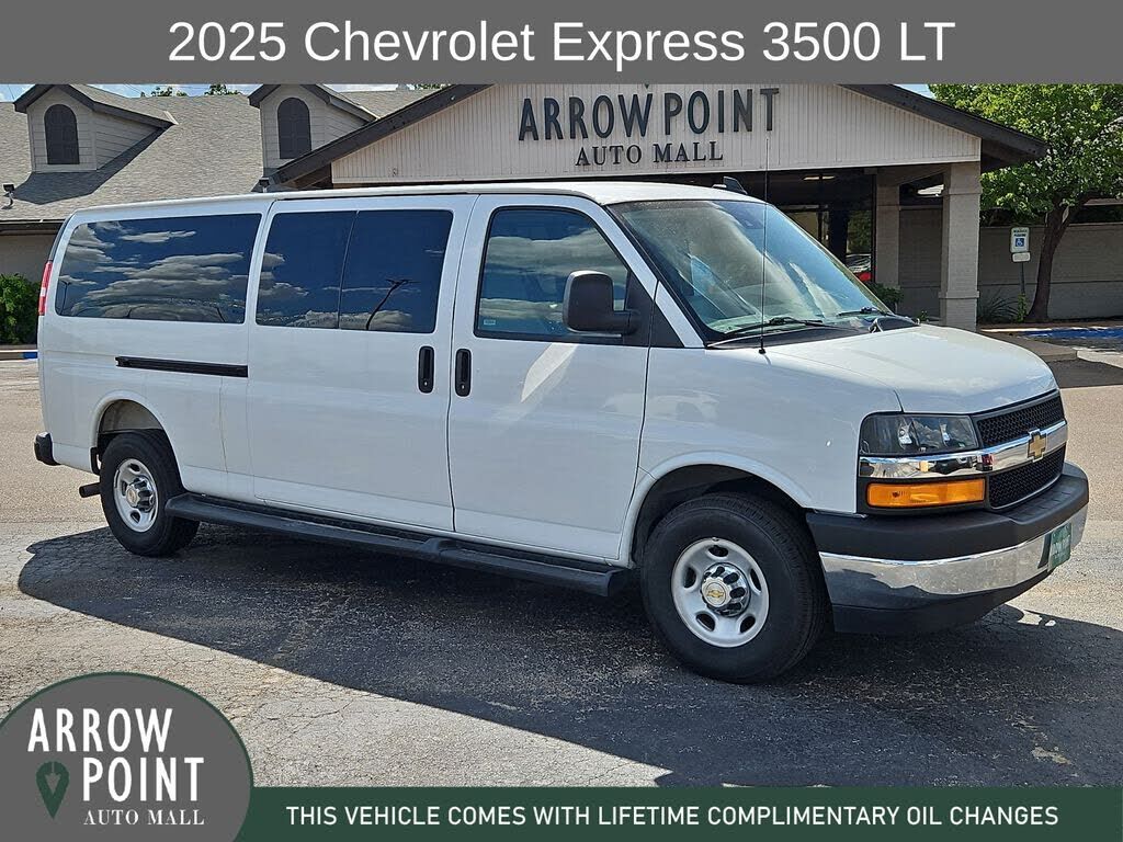 2025 CHEVROLET Express