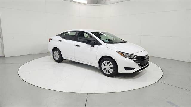 2025 NISSAN Versa
