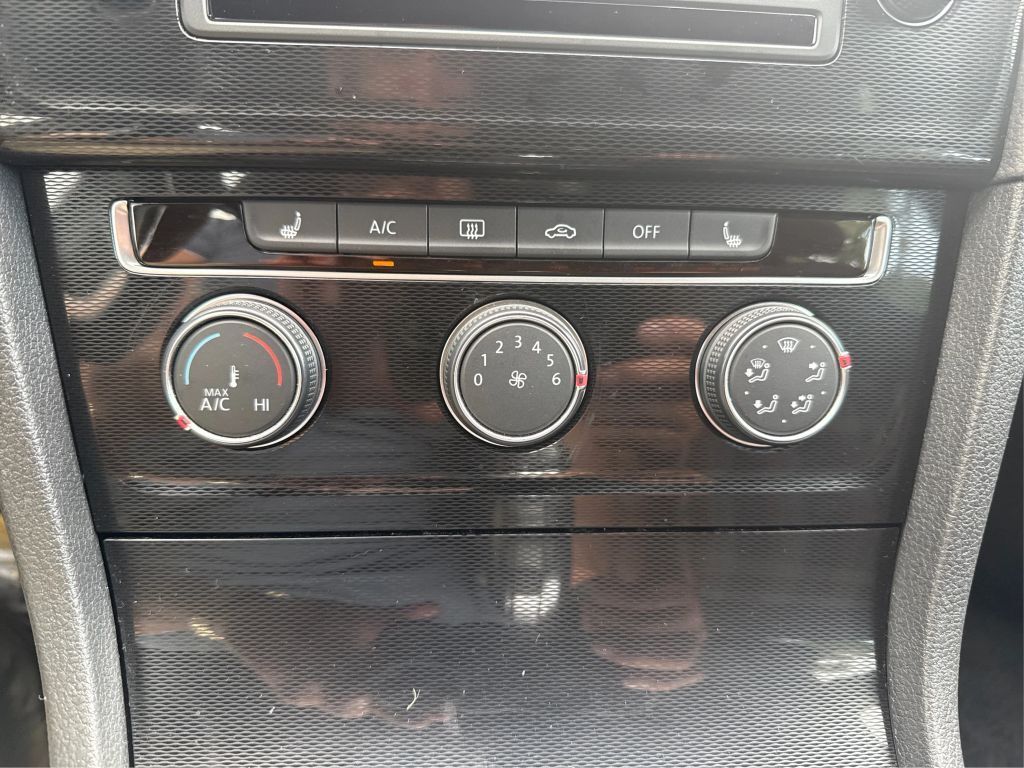2015 VOLKSWAGEN GTI