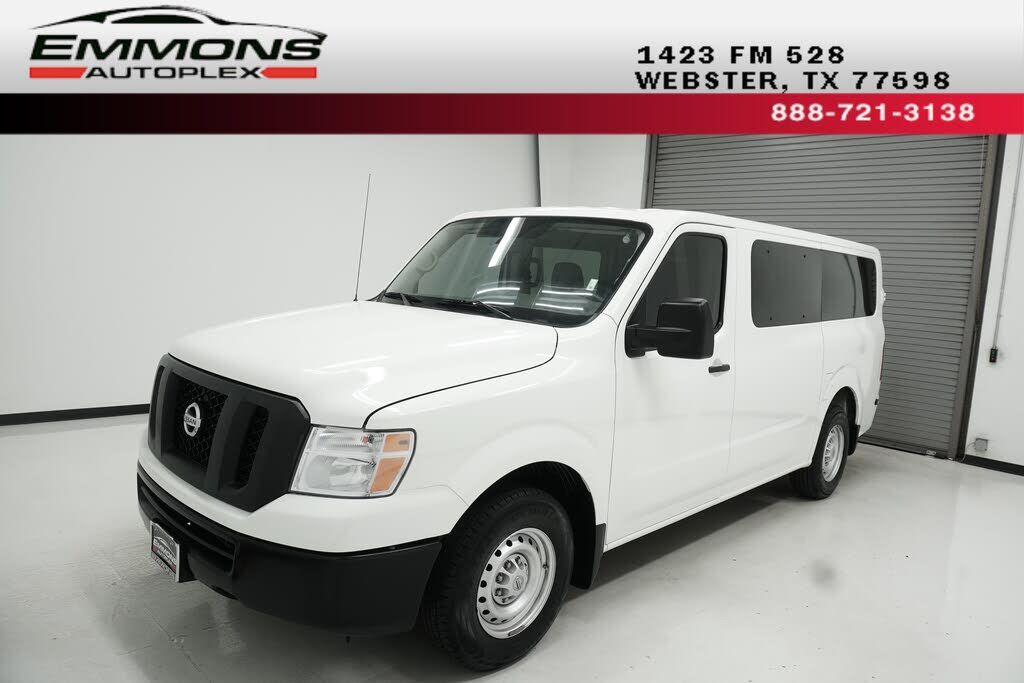 2016 NISSAN NV