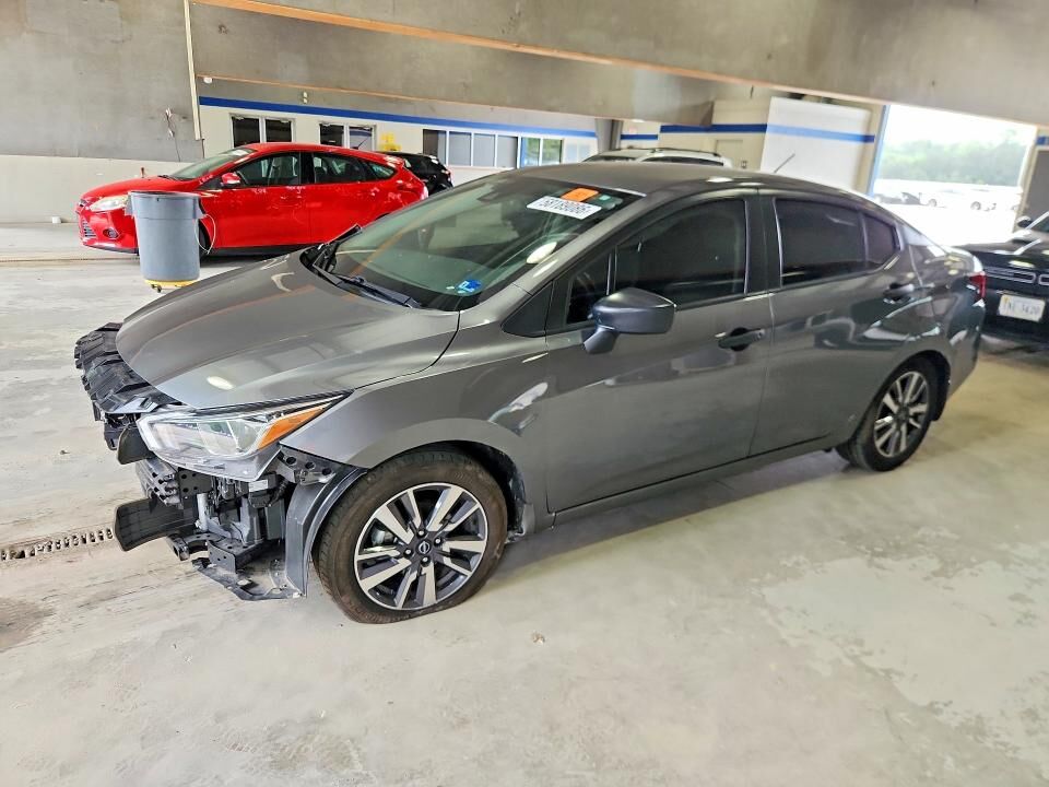 2023 NISSAN Versa