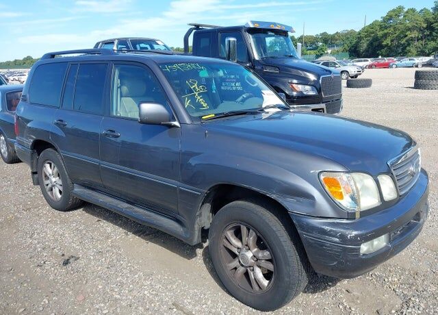 2004 LEXUS LX