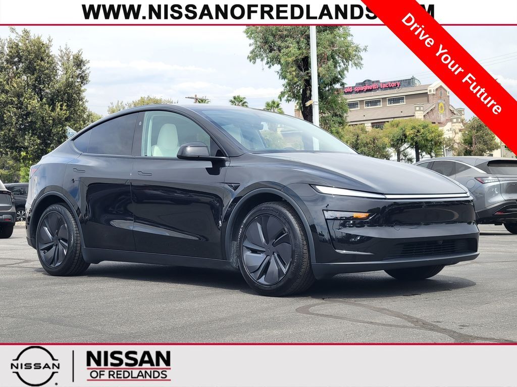 2026 TESLA Model Y