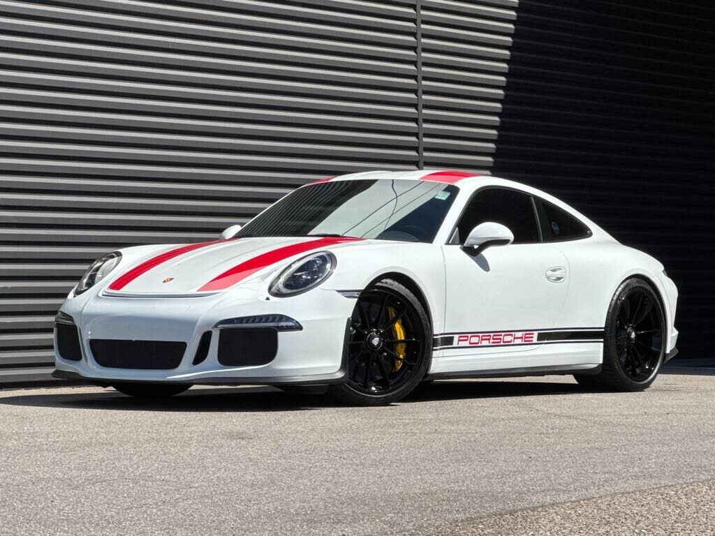 2016 PORSCHE 911