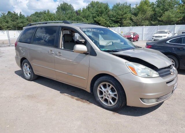 2005 TOYOTA Sienna