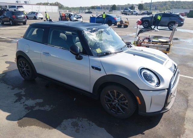 2022 MINI Hardtop