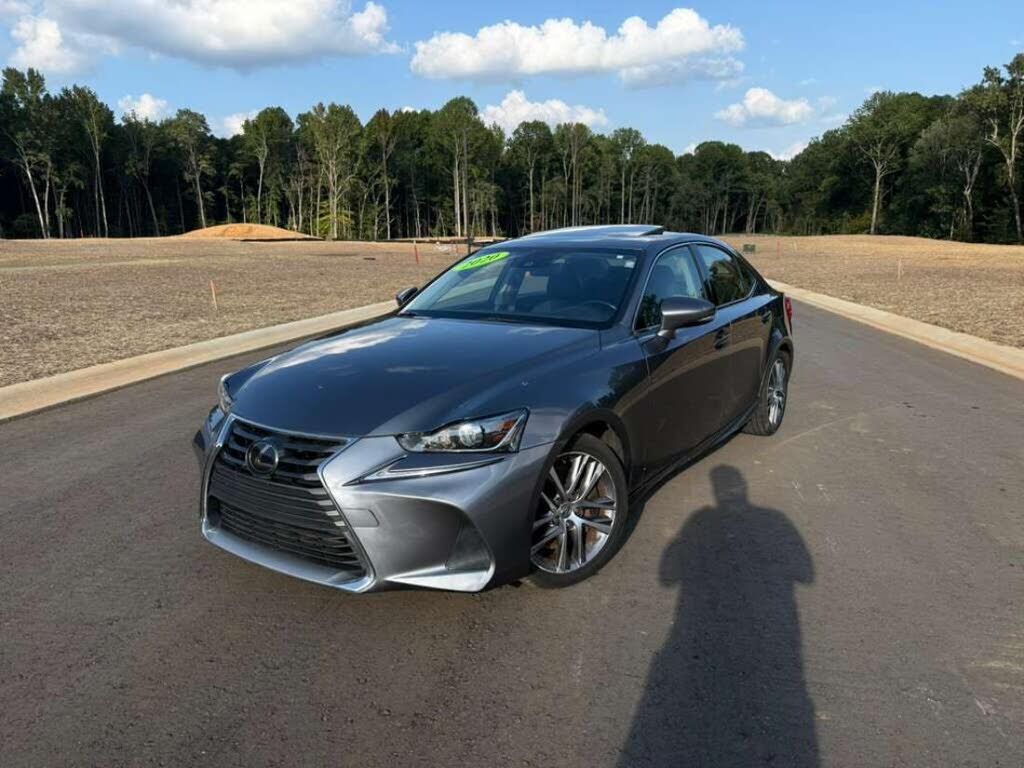 2020 LEXUS IS