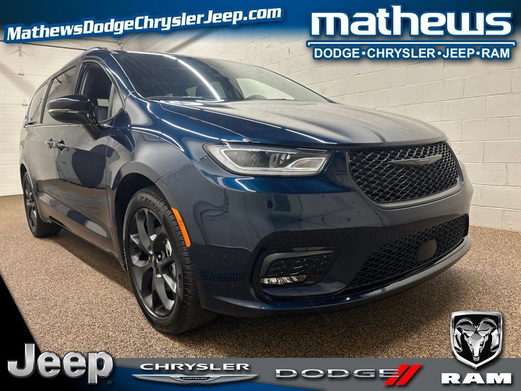 2024 CHRYSLER Pacifica