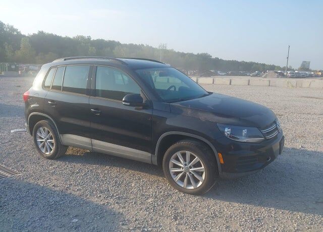 2015 VOLKSWAGEN Tiguan