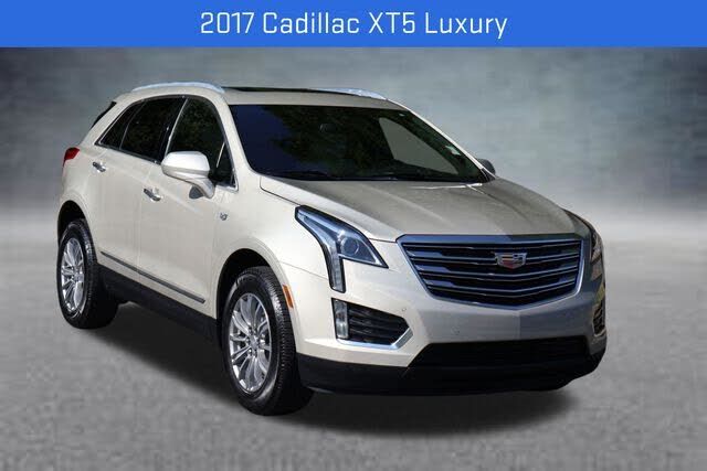 2017 CADILLAC XT5