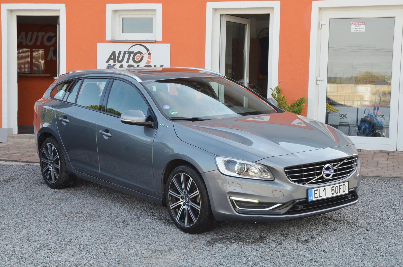 2017 VOLVO XC90