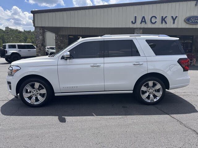 2022 FORD Expedition
