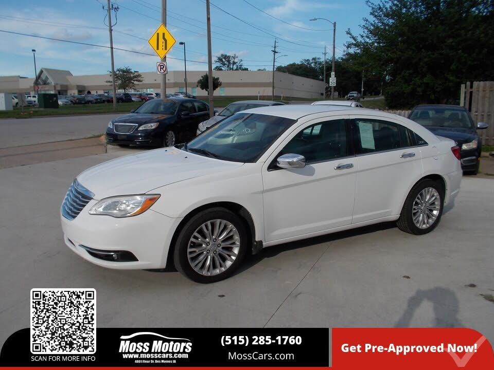 2011 CHRYSLER 200