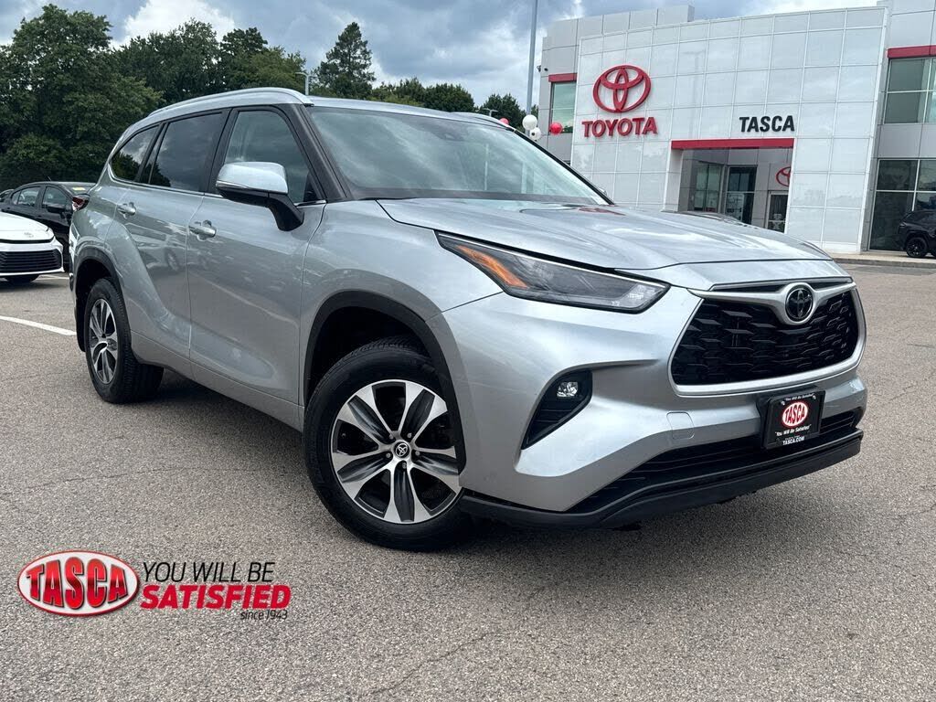 2024 TOYOTA Highlander