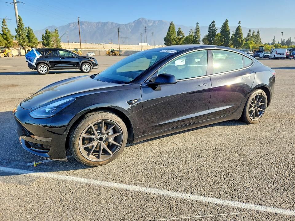 2021 TESLA Model 3