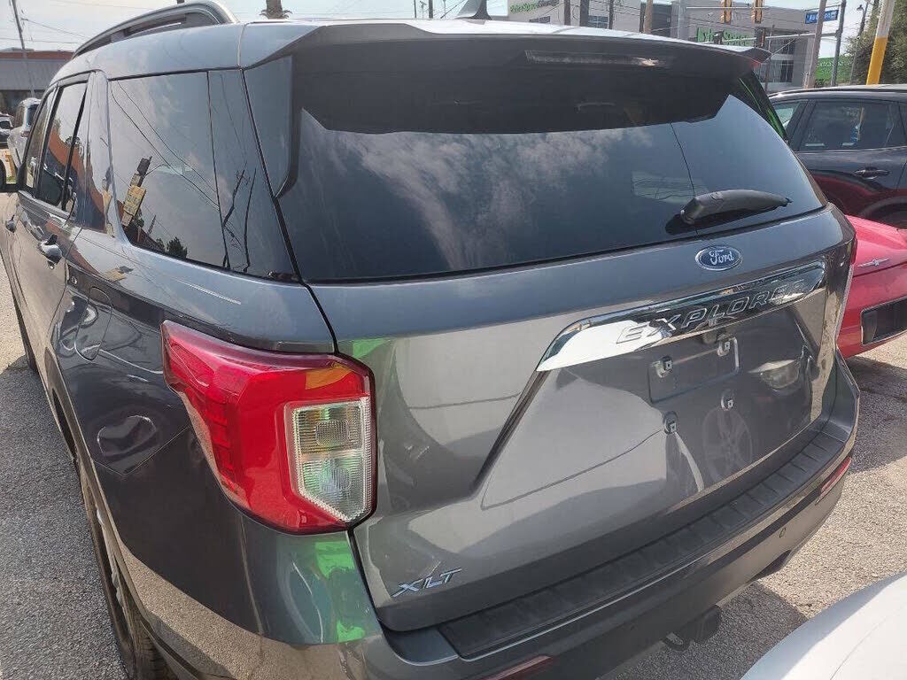 2022 FORD Explorer