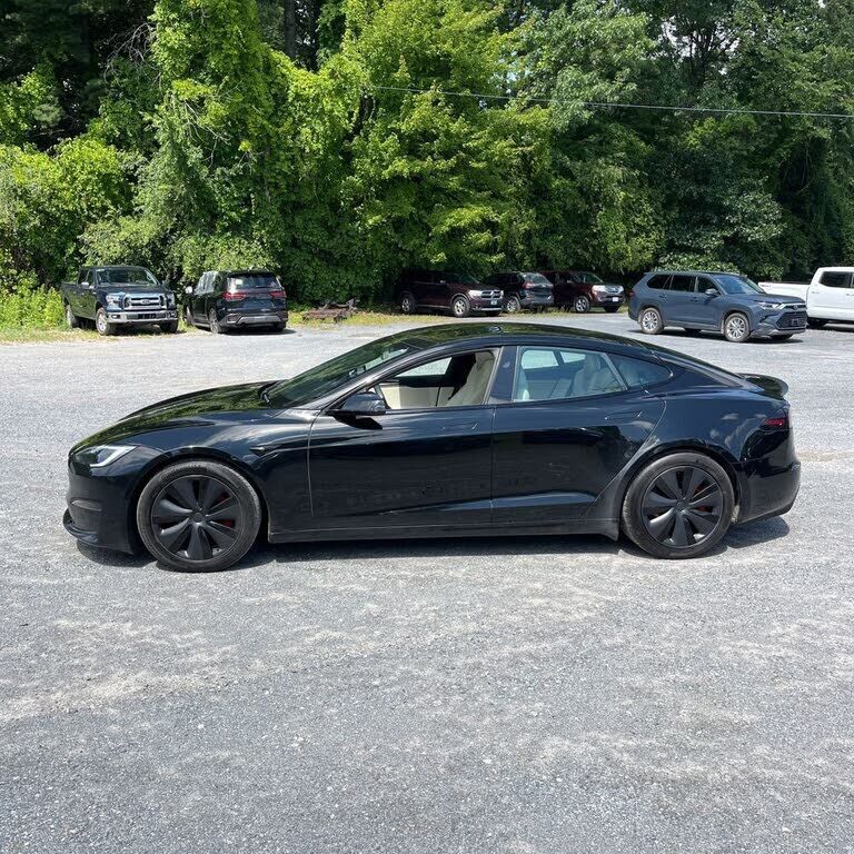 2023 TESLA Model S