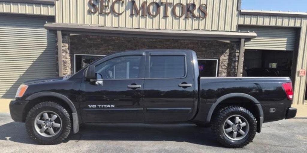 2013 NISSAN Titan