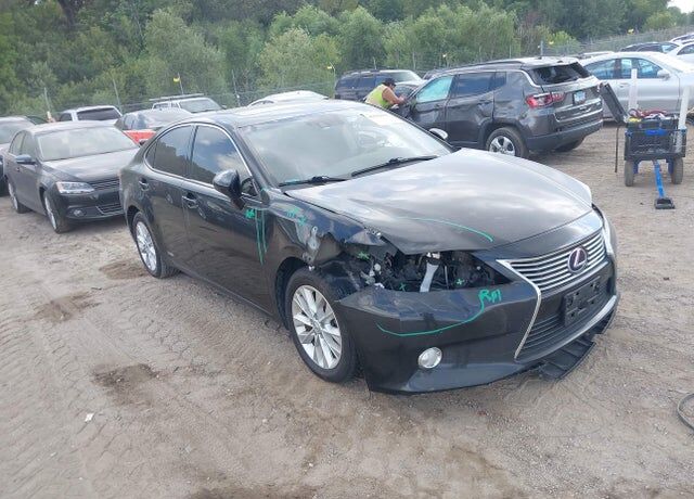 2013 LEXUS ES