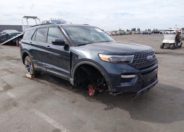 2023 FORD Explorer
