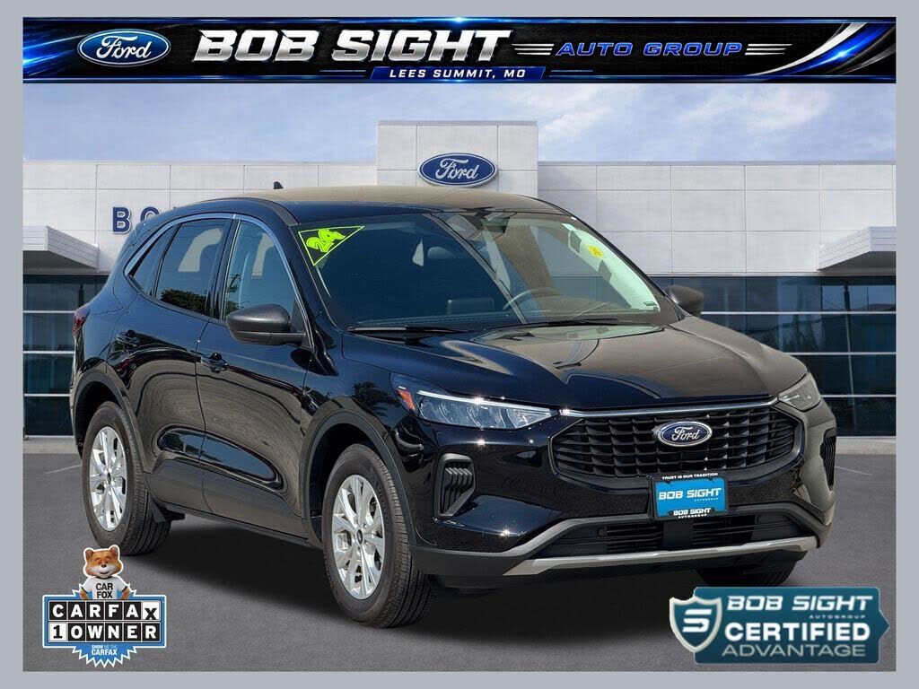 2024 FORD Escape