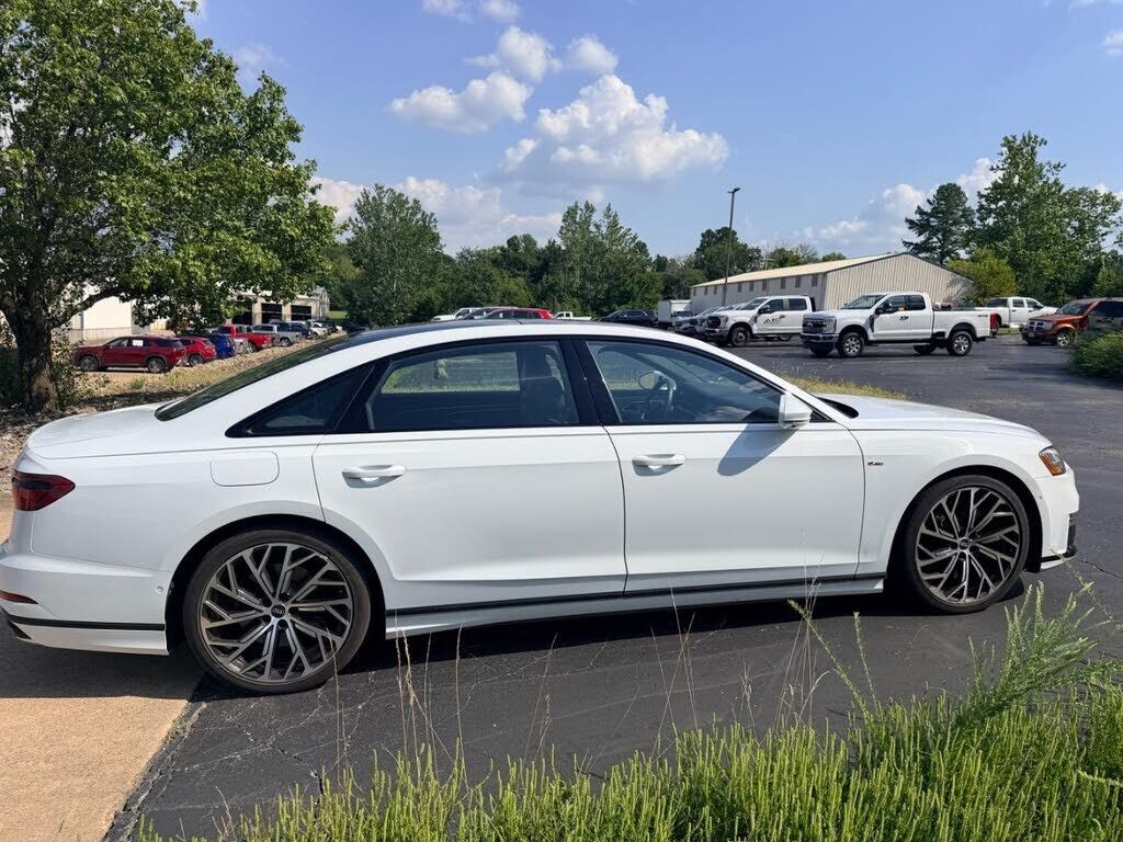 2021 Audi A8