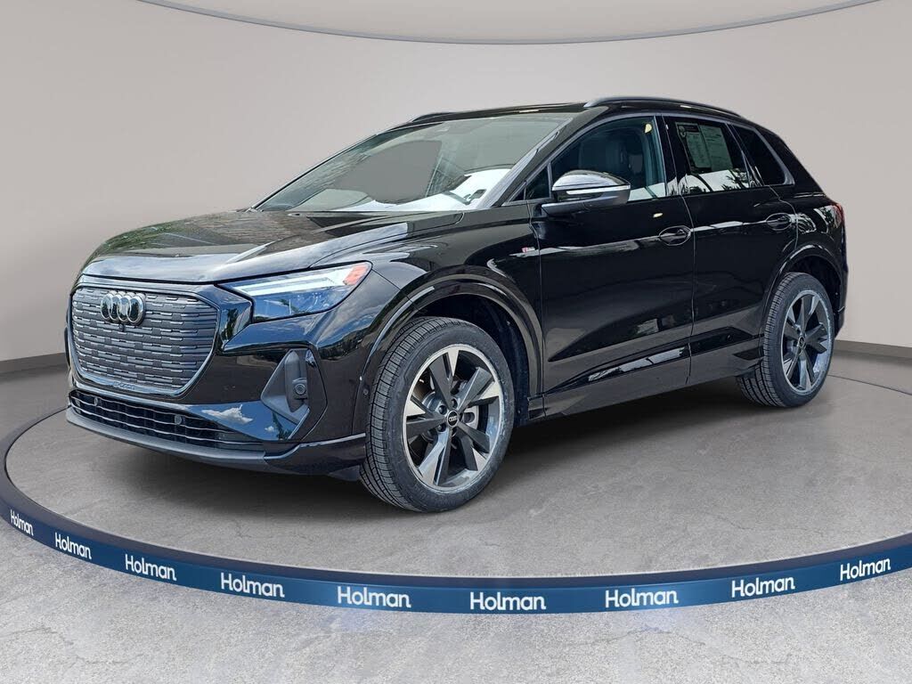 2024 AUDI Q4
