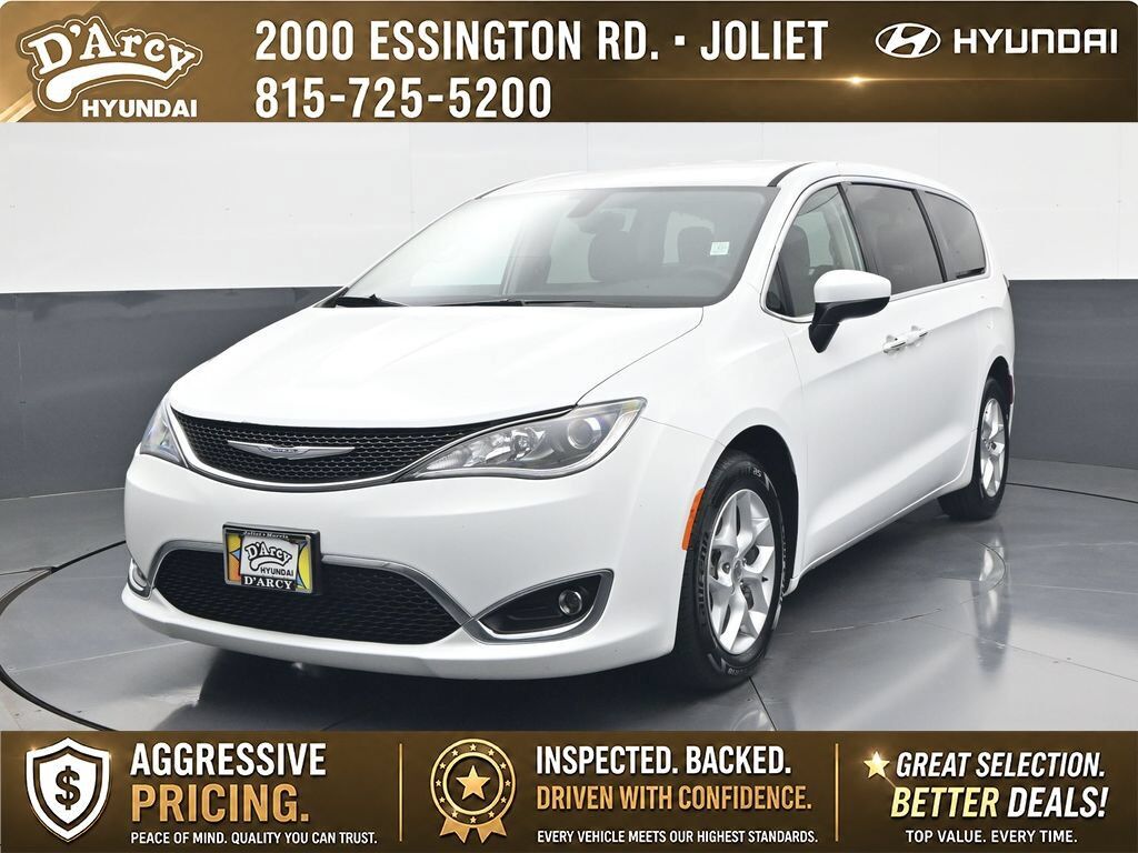 2017 CHRYSLER Pacifica