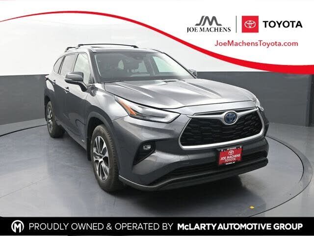 2022 TOYOTA Highlander