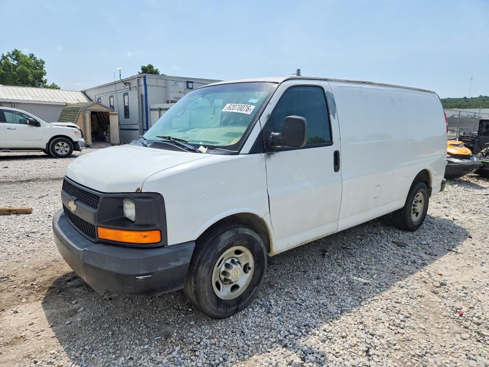 2013 CHEVROLET Express
